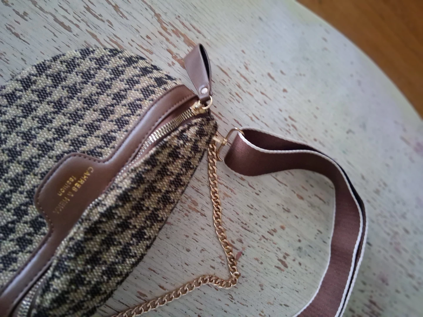 Cahres & Heka Houndstooth Belt Bag - photo 2