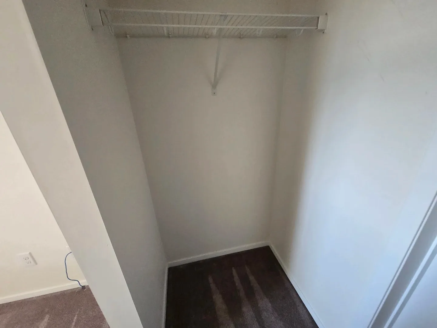 1 BED 1 BATH APARTMENT FOR RENT image indicator(4)