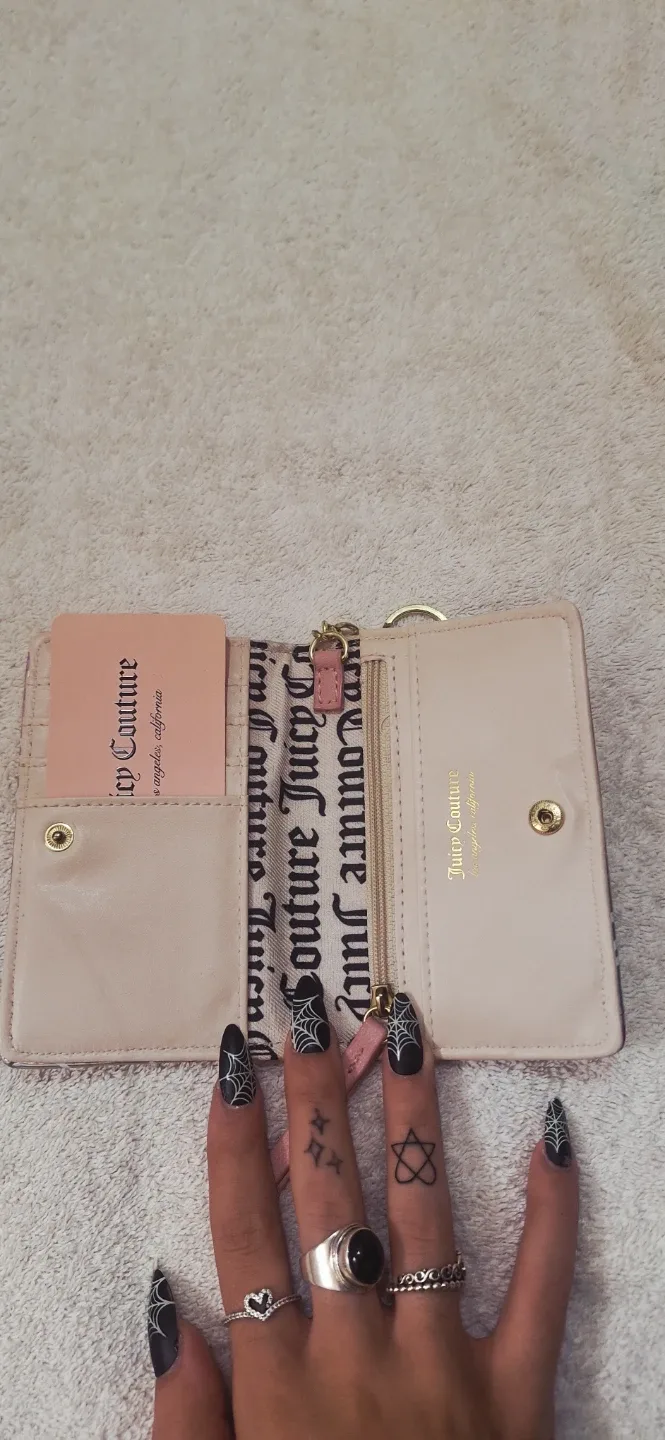 Juicy Couture Card Holder Wallet image indicator(2)
