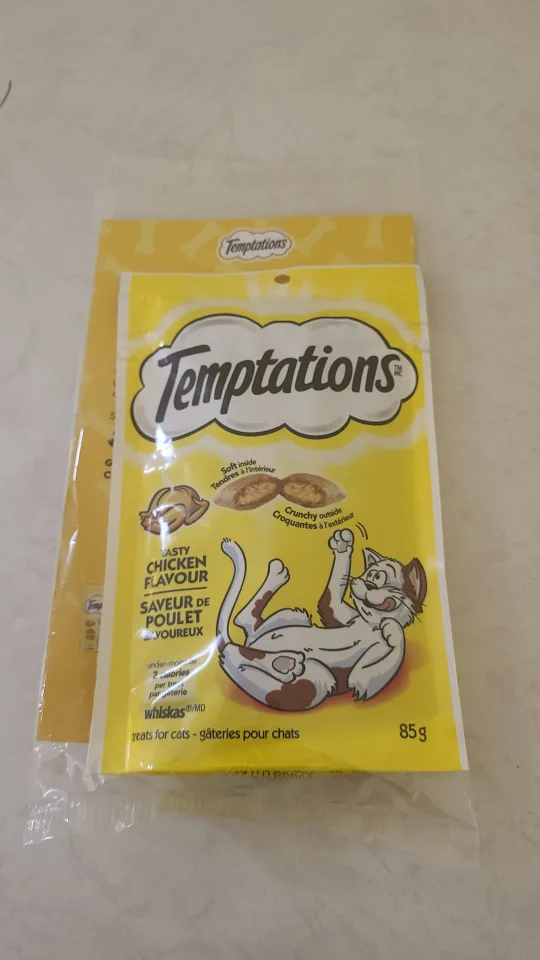 #cleanout Temptations Tasty Chicken Flavour Cat Treats 85 gram