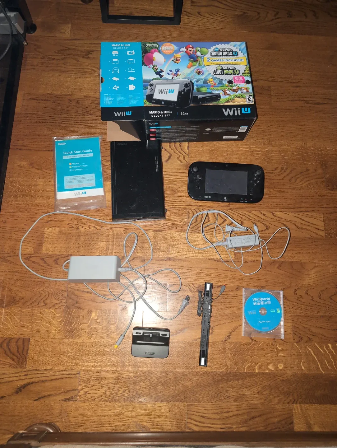 Nintendo Wii U Mario & Luigi Deluxe Set 32GB image indicator(2)