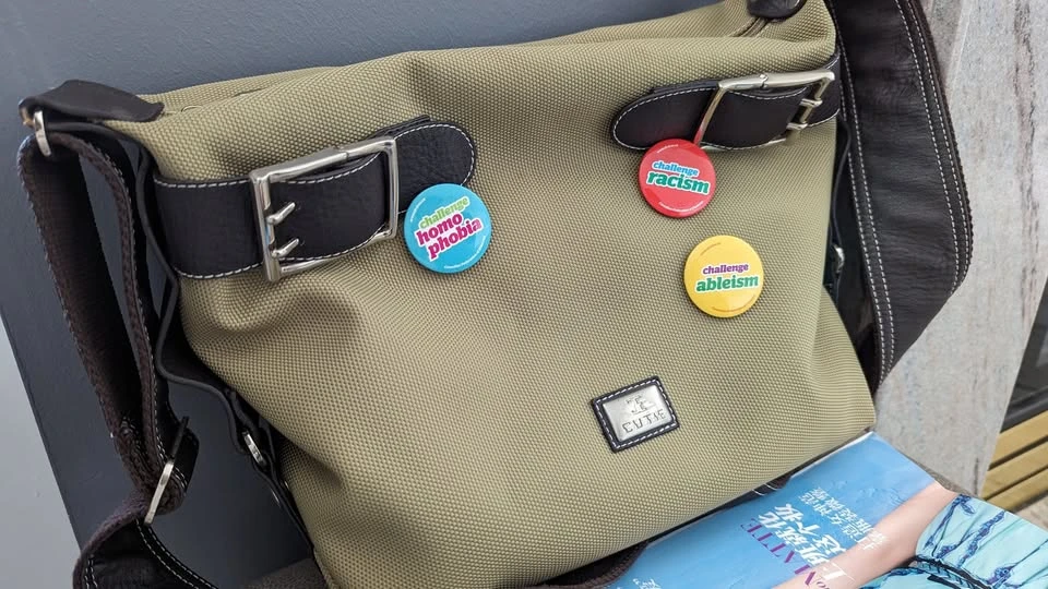 Unique Design Shoulder Bag