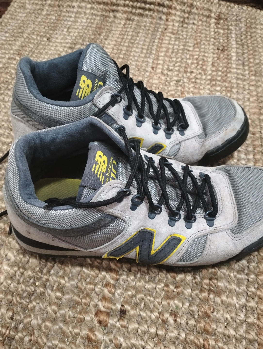 New Balance 710 Grey Sneakers