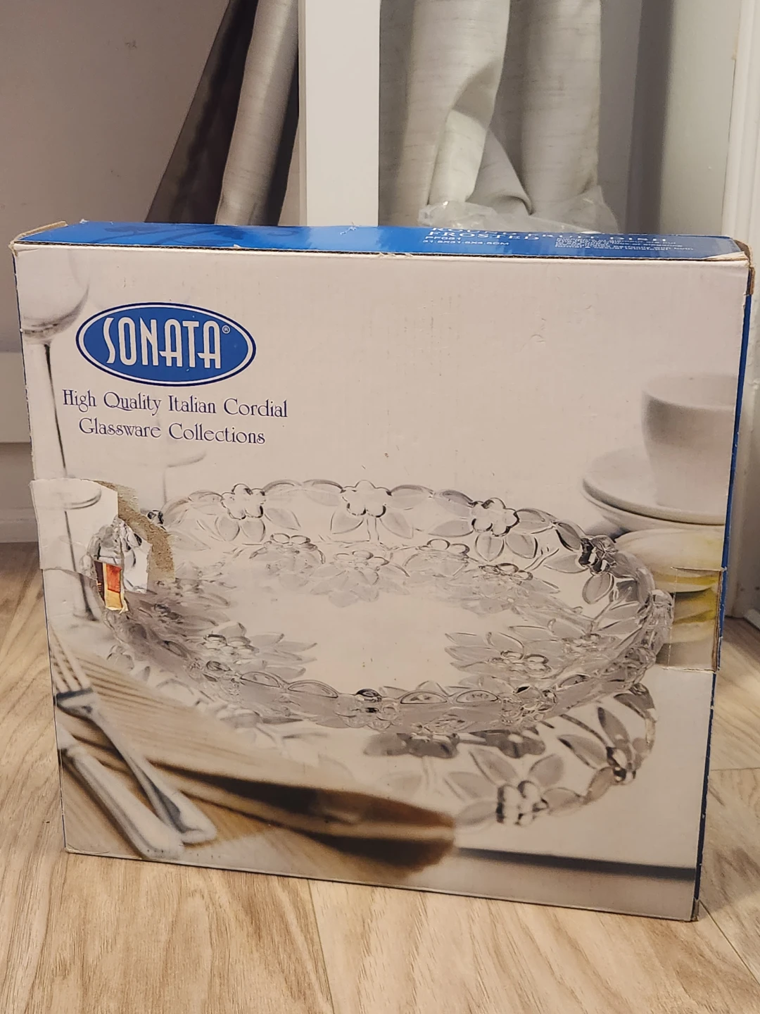 Sonata Round Frosted Glass Fruit Dish - New in Box!