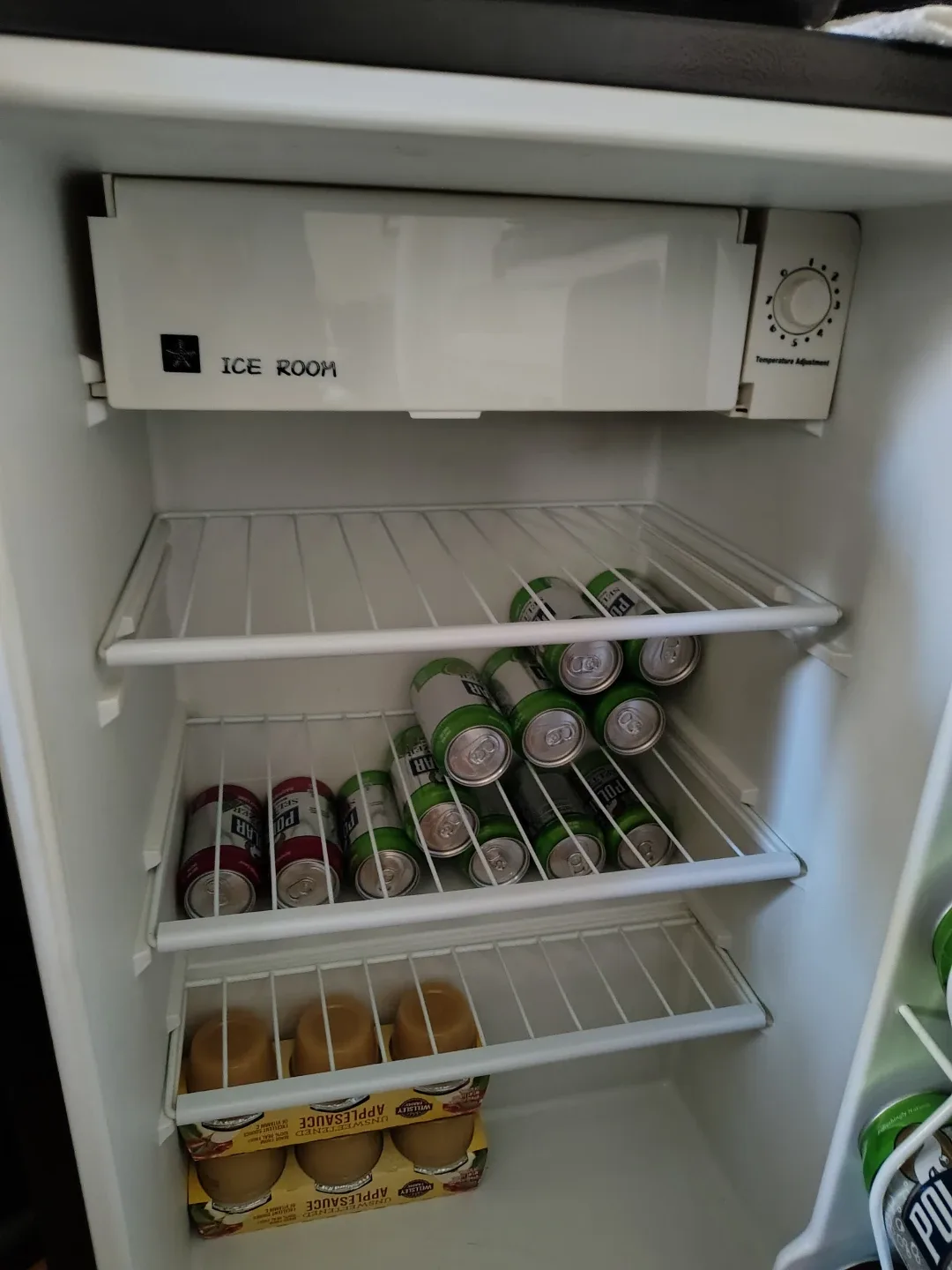 Igloo Single Door Mini Refrigerator image indicator(4)