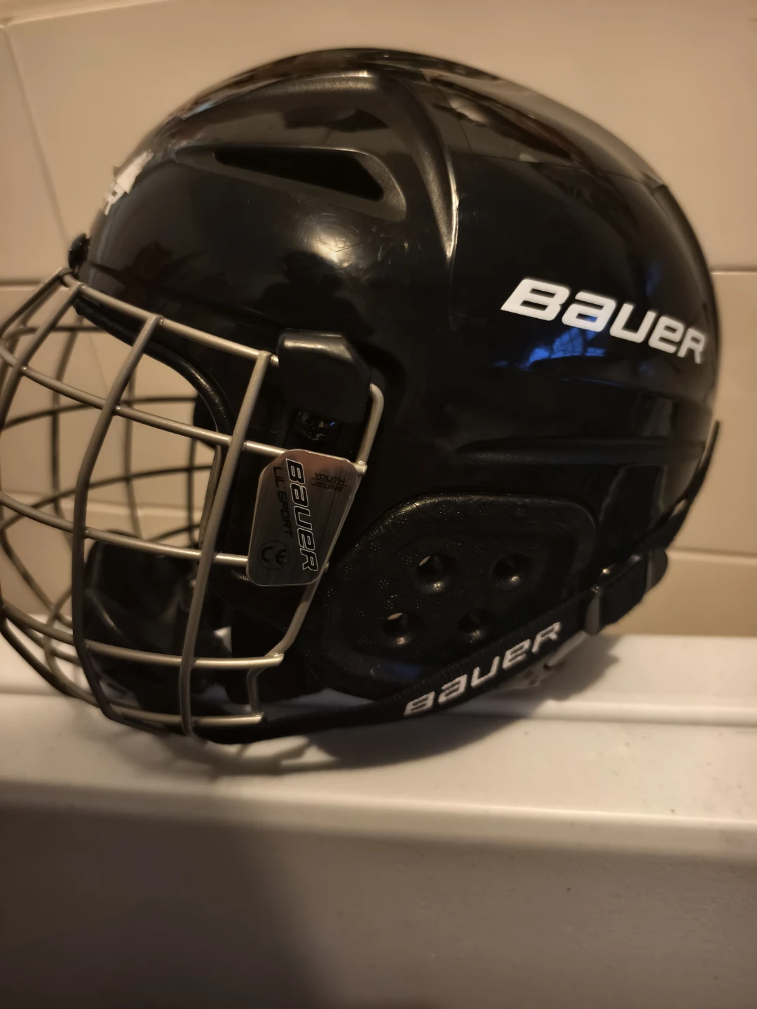 Bauer Lil' Sport Hockey Helmet - photo 2
