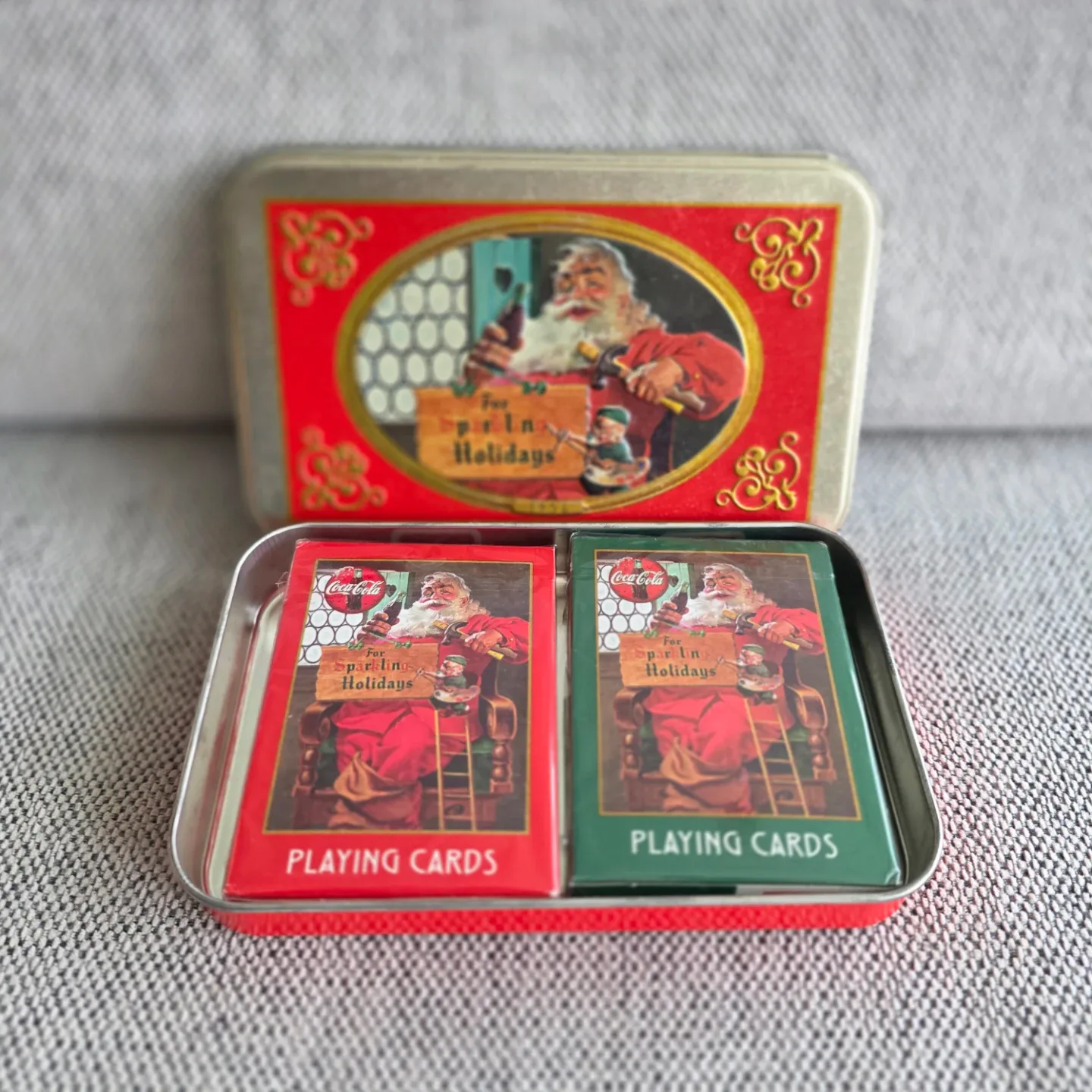 1998 Santa Coca-Cola Nostalgia Playing Cards in Collectible Tin