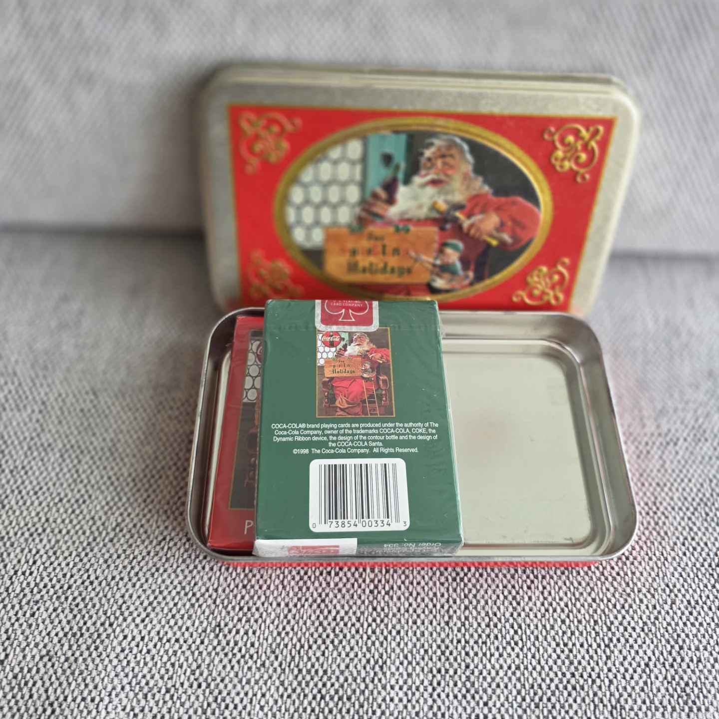1998 Santa Coca-Cola Nostalgia Playing Cards in Collectible Tin - photo 2