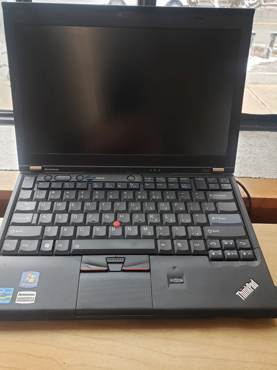 Lenovo ThinkPad X220 Laptop - photo 3