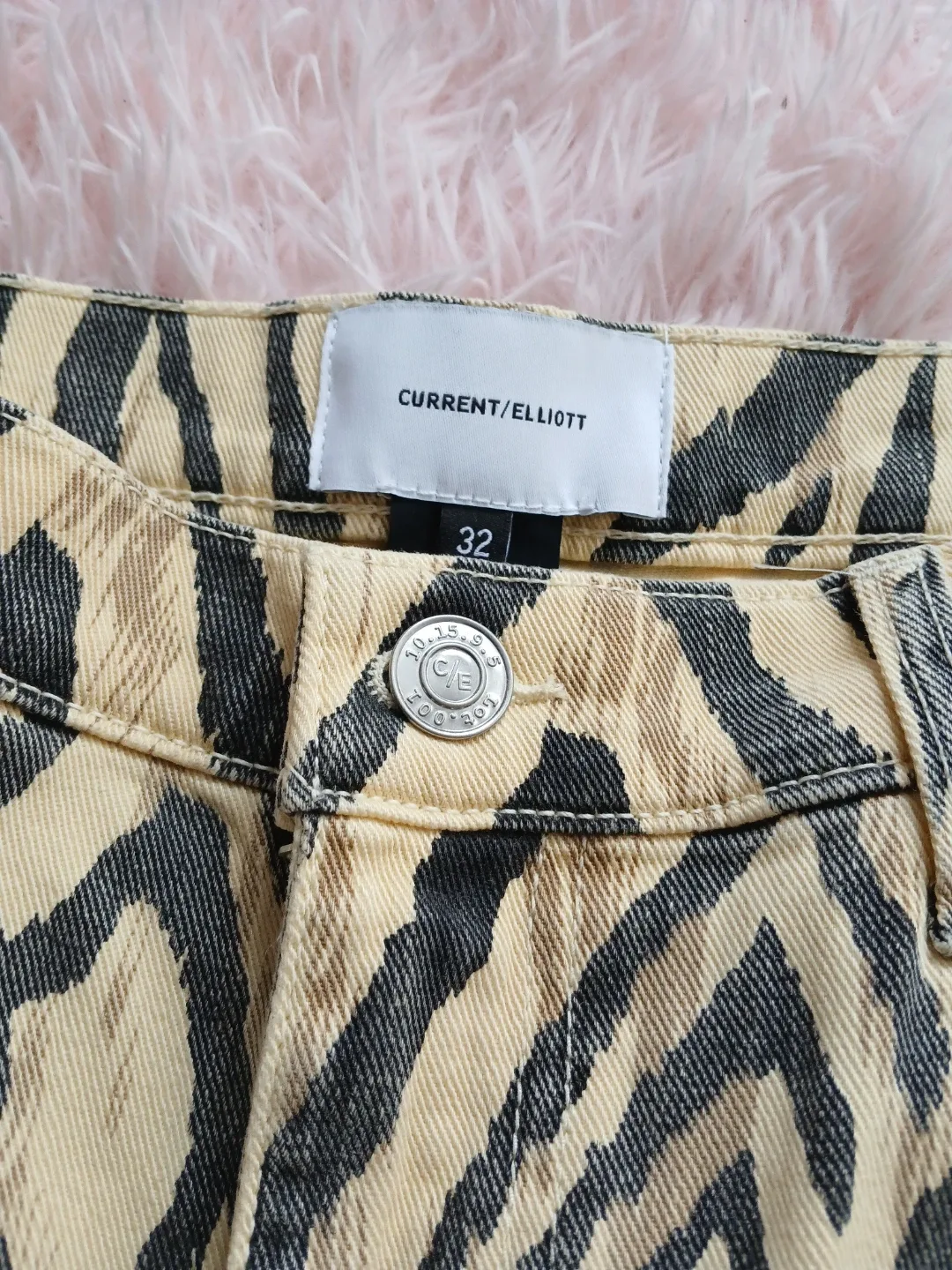 Current/Elliott Zebra Print Jeans - Size 32 #Cleanout image indicator(4)