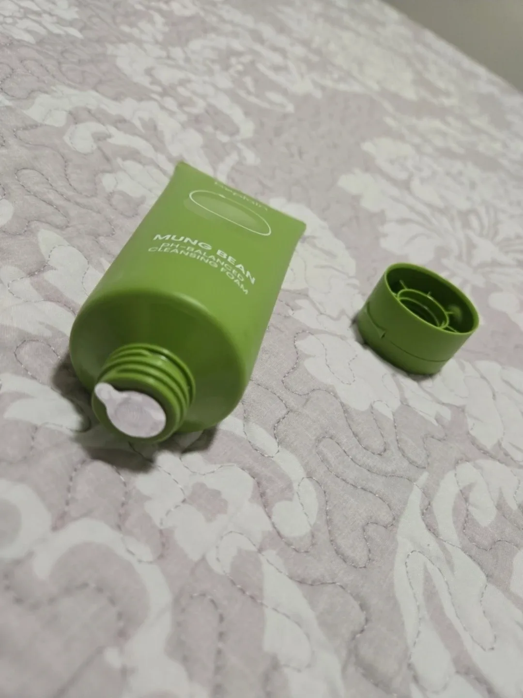 Beplain Mung Bean pH-Balanced Cleansing Foam 80ml image indicator(3)