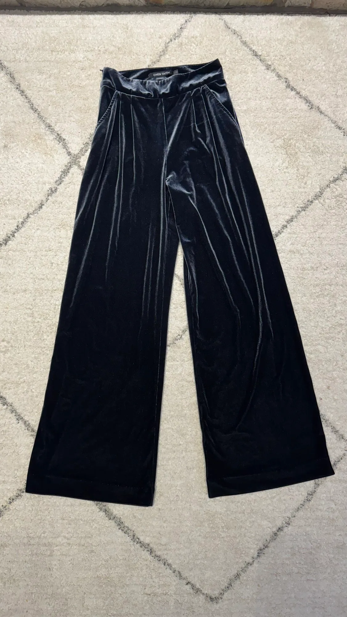 Sold together! Blue grey velvet wide leg pants and glitter tank image indicator(4)
