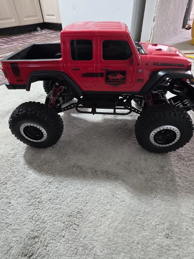 Jeep Gladiator Truck - Red - photo 4