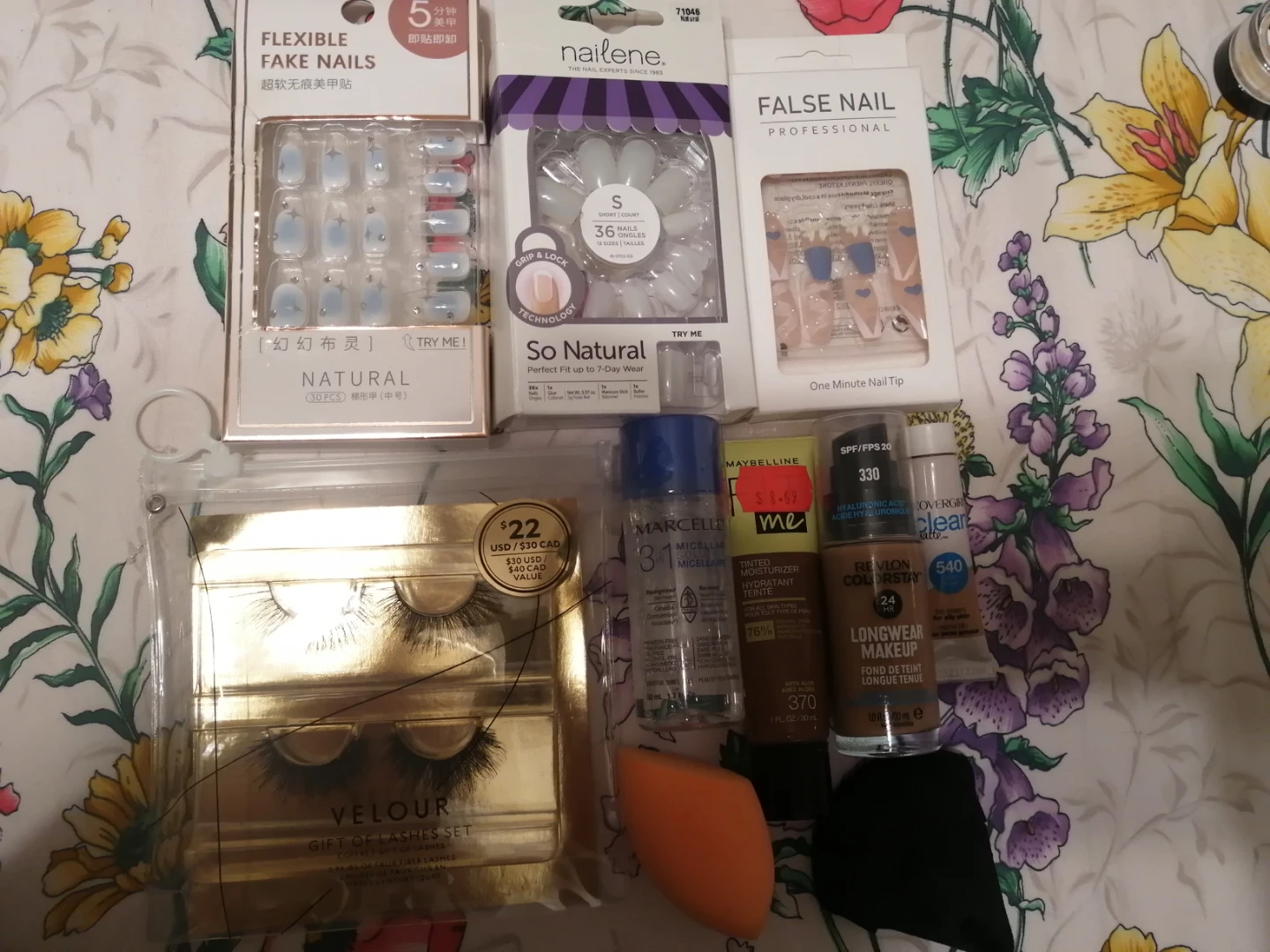 Make up and beauty products - photo 5