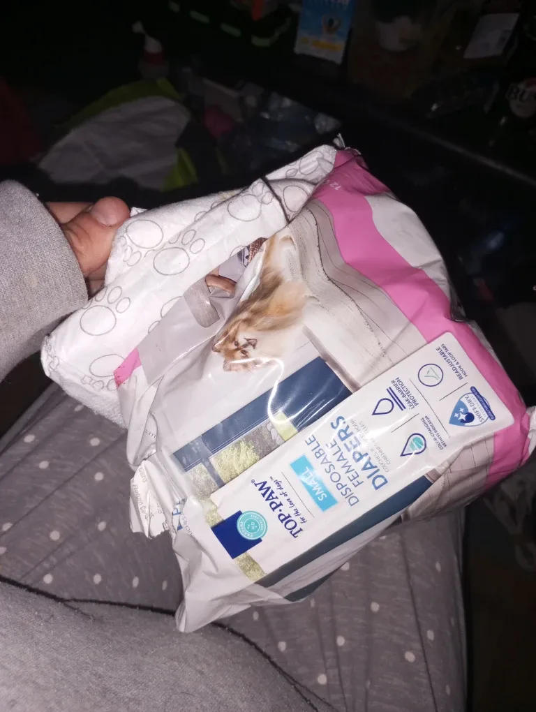 Top Paw Small Disposable Female Dog Diapers - 12 Count image indicator(3)