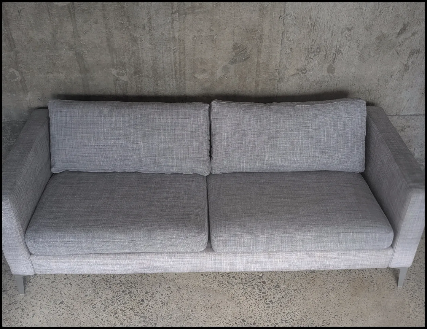 Ikea couch image indicator(3)