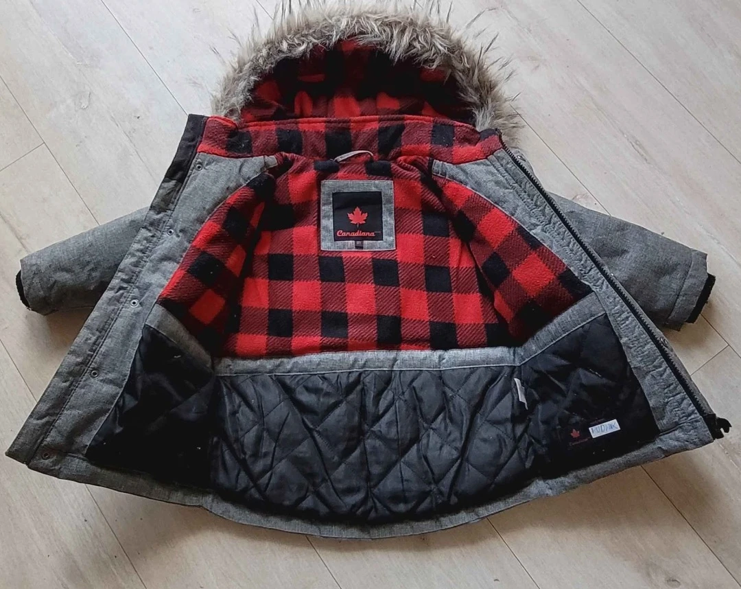 Children's Canadiana Winter Jacket Size 3T - photo 5