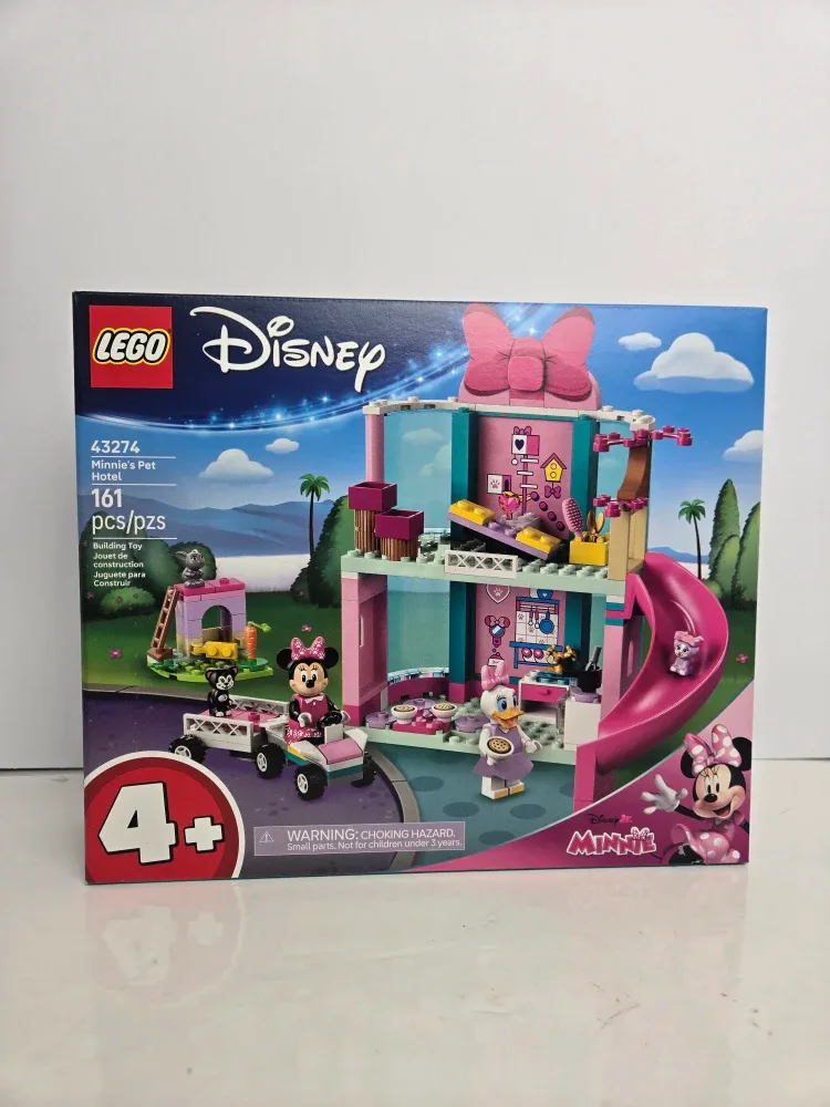 Brand new sealed lego disney Minnie mouse pet hotel  43274
