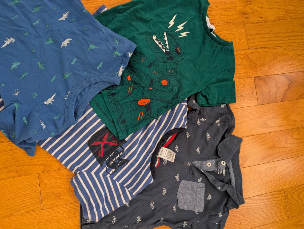 3-4 year old boy's Clothing Bundle -16 items - photo 2