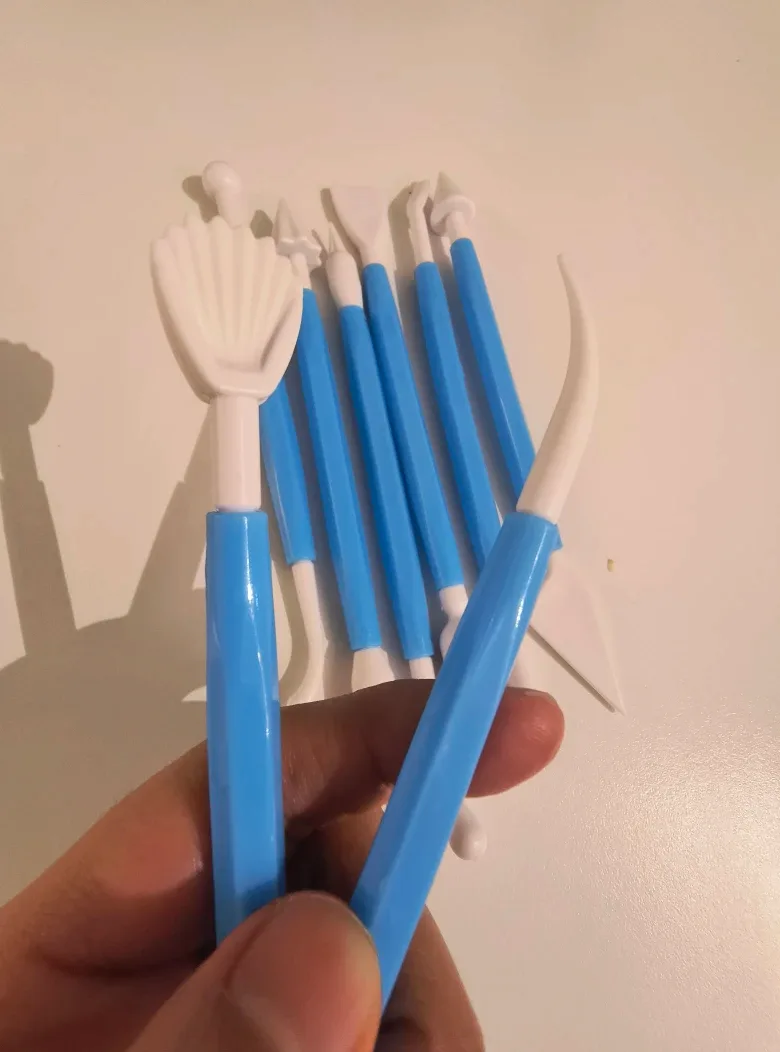 8-Piece Polymer Clay & Fondant Sculpting Tool Set image indicator(5)