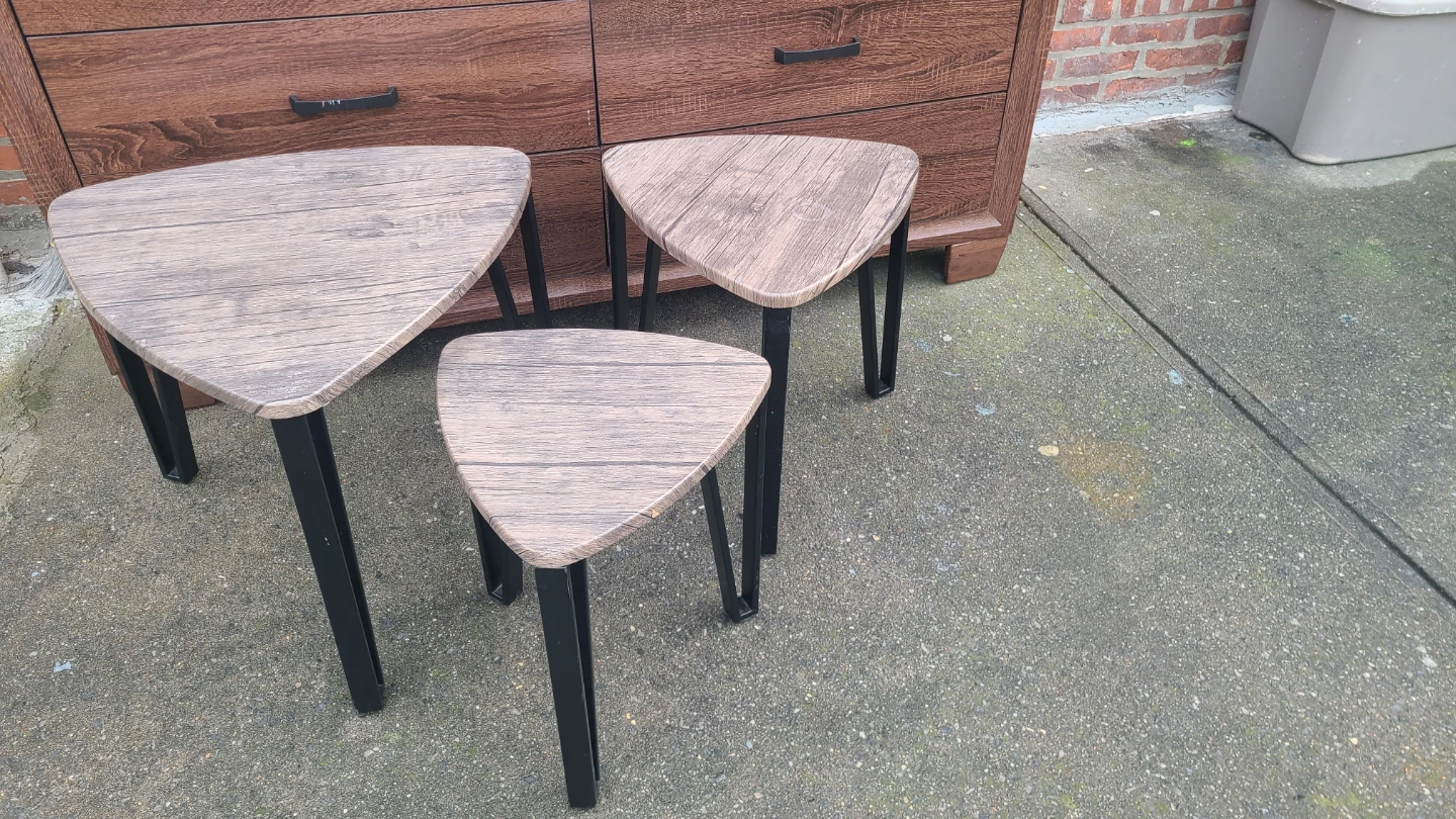 Set of 3 Triangle Nesting Tables - photo 2