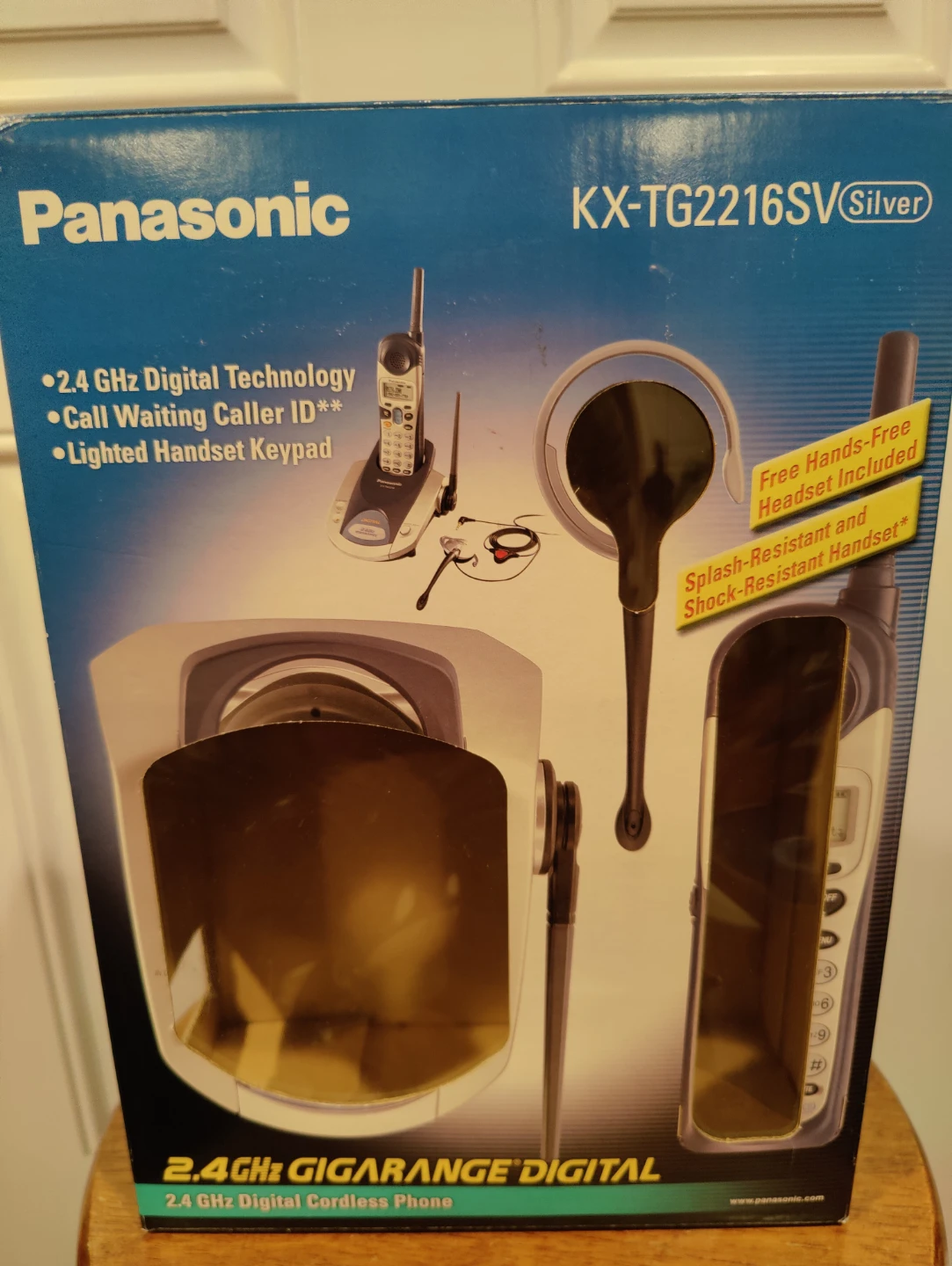 Panasonic KX-TG2216SV Cordless Phone - Silver - photo 2