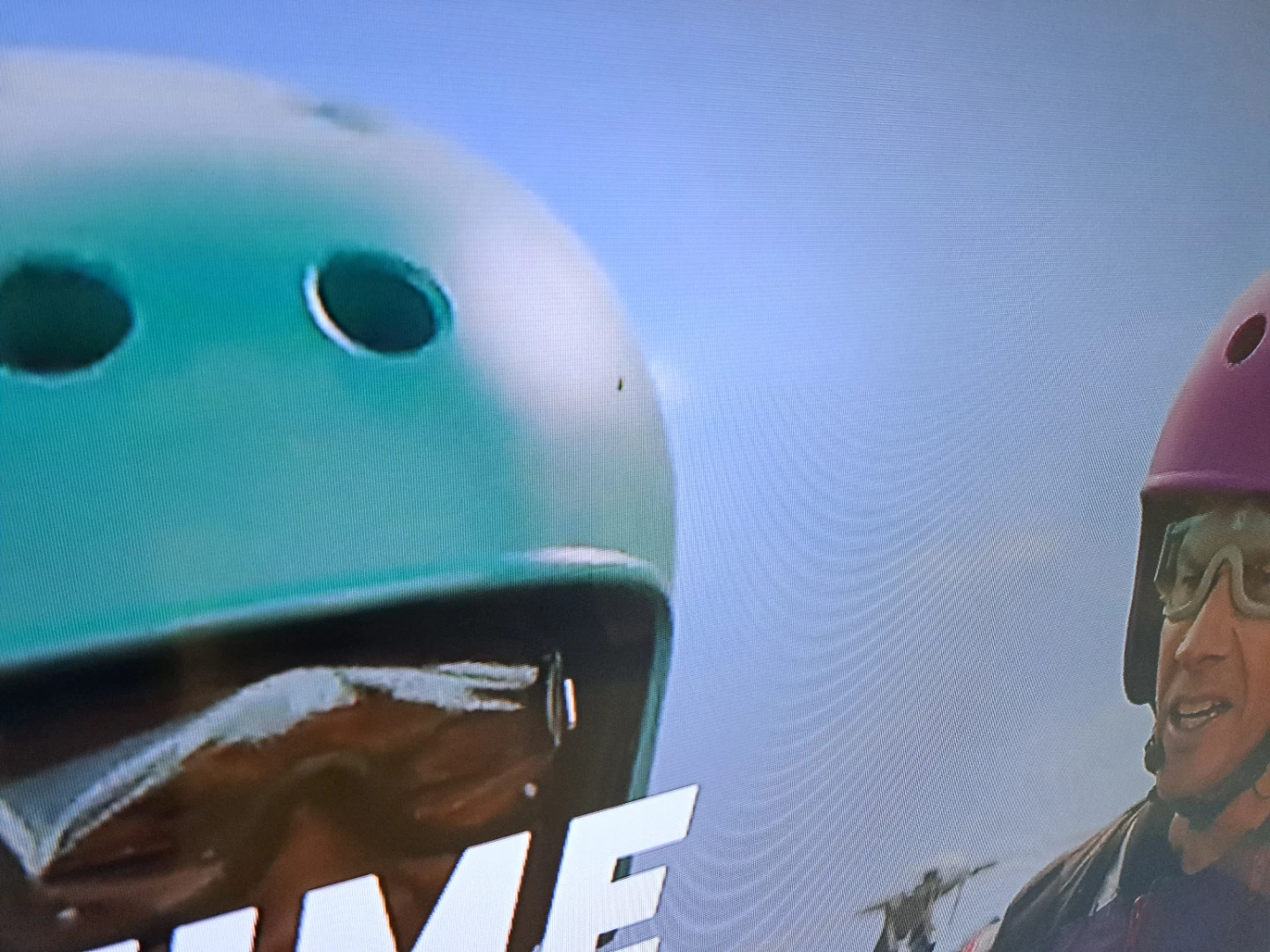 47" LG 1080P TV - photo 5