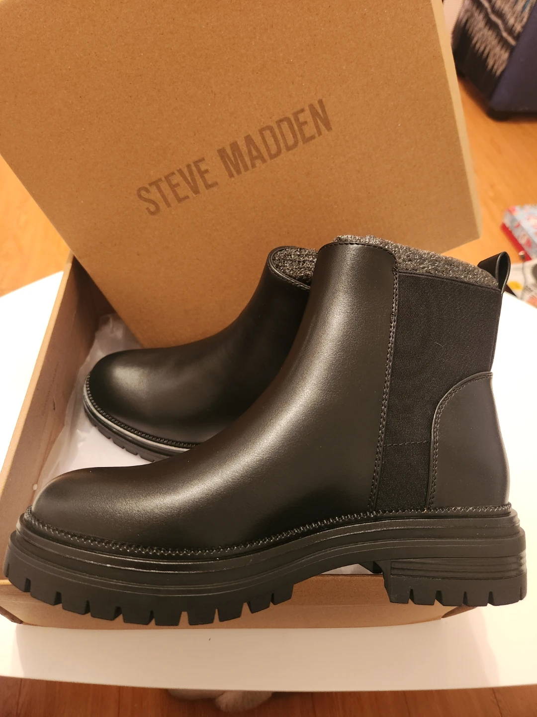 🧡 BNIB Steve Madden Black Ankle Boots – Women’s Size 7 - photo 2