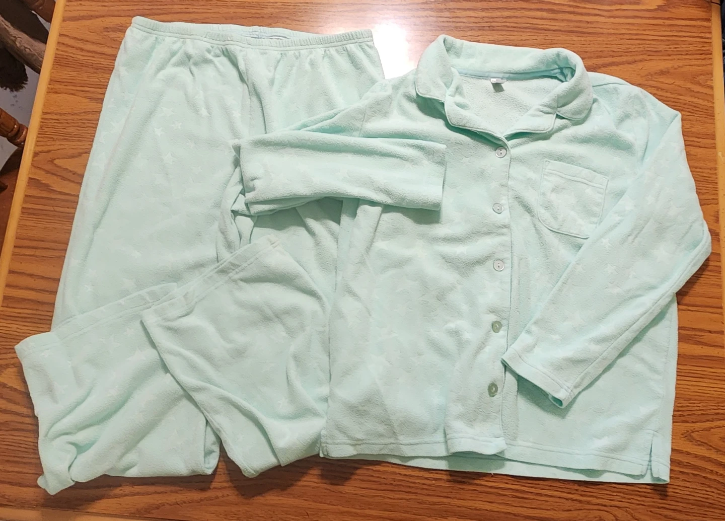Womens light green pajama set with stars - size medium