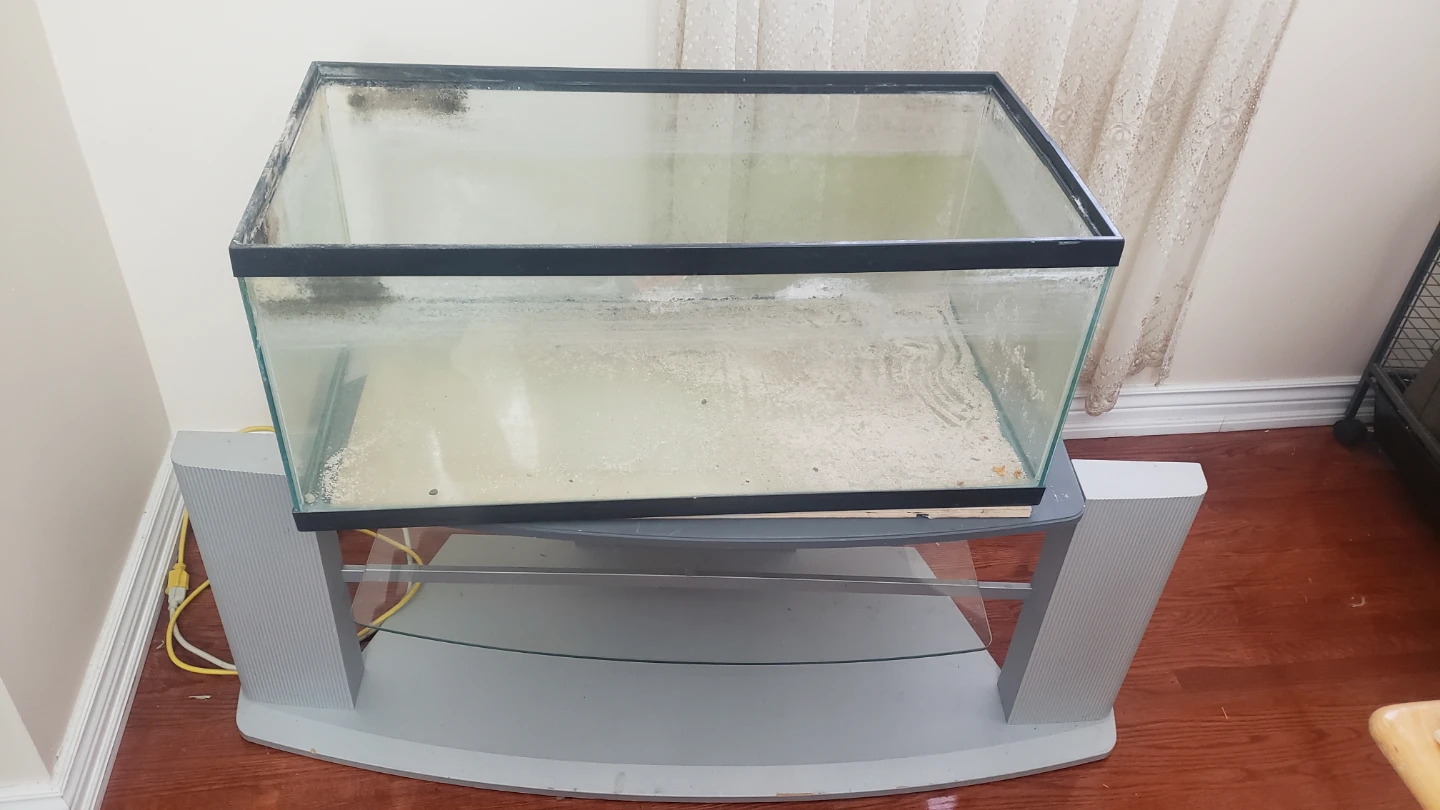 44 gallon Fish Tank with Stand - photo 2