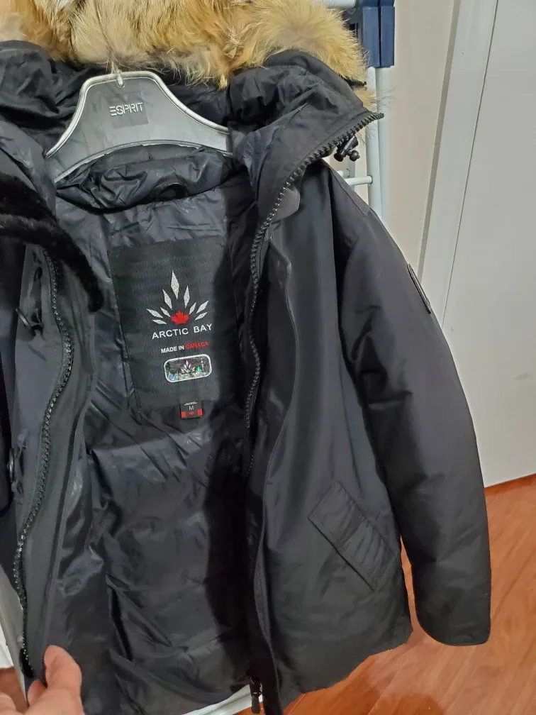 Arctic Bay Black Winter Parka - Size M image indicator(3)