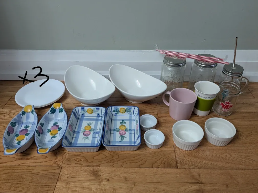 Mixed Dishes and Bowls. Mugs