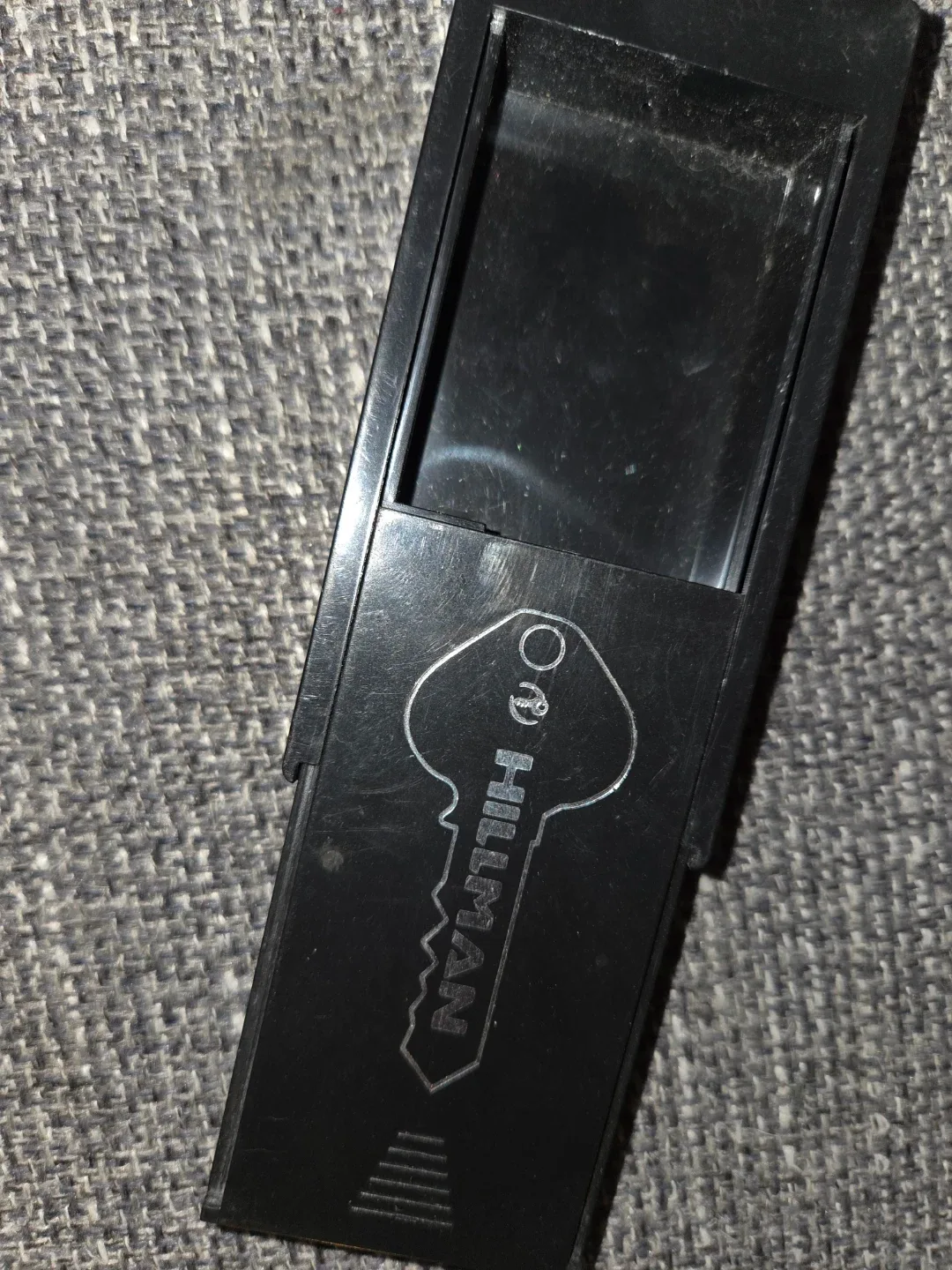 #Cleanout Hillman Key Machine Key Blank Dispenser image indicator(4)