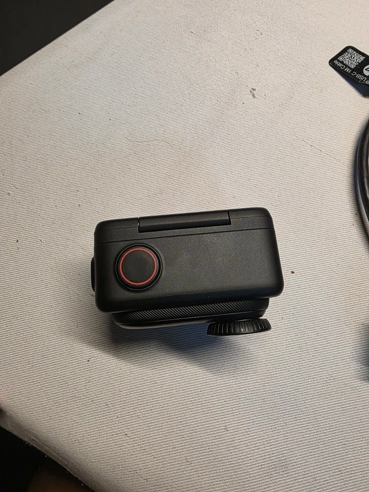 Insta360 GO 3S 4K Camera - Standard Edition 128GB image indicator(5)