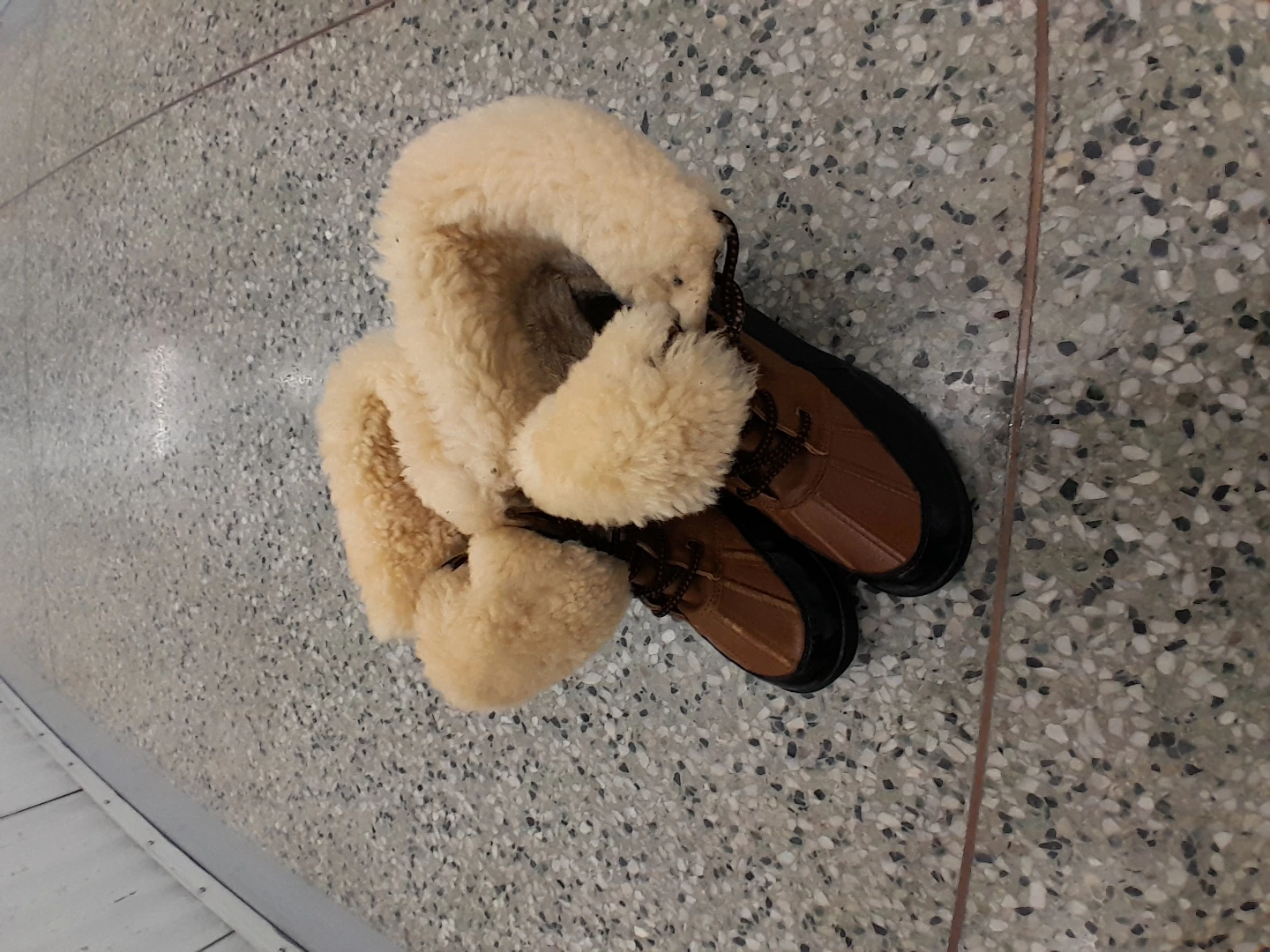 Banff Brown Leather Winter Boots Women's Size 7 - photo 2