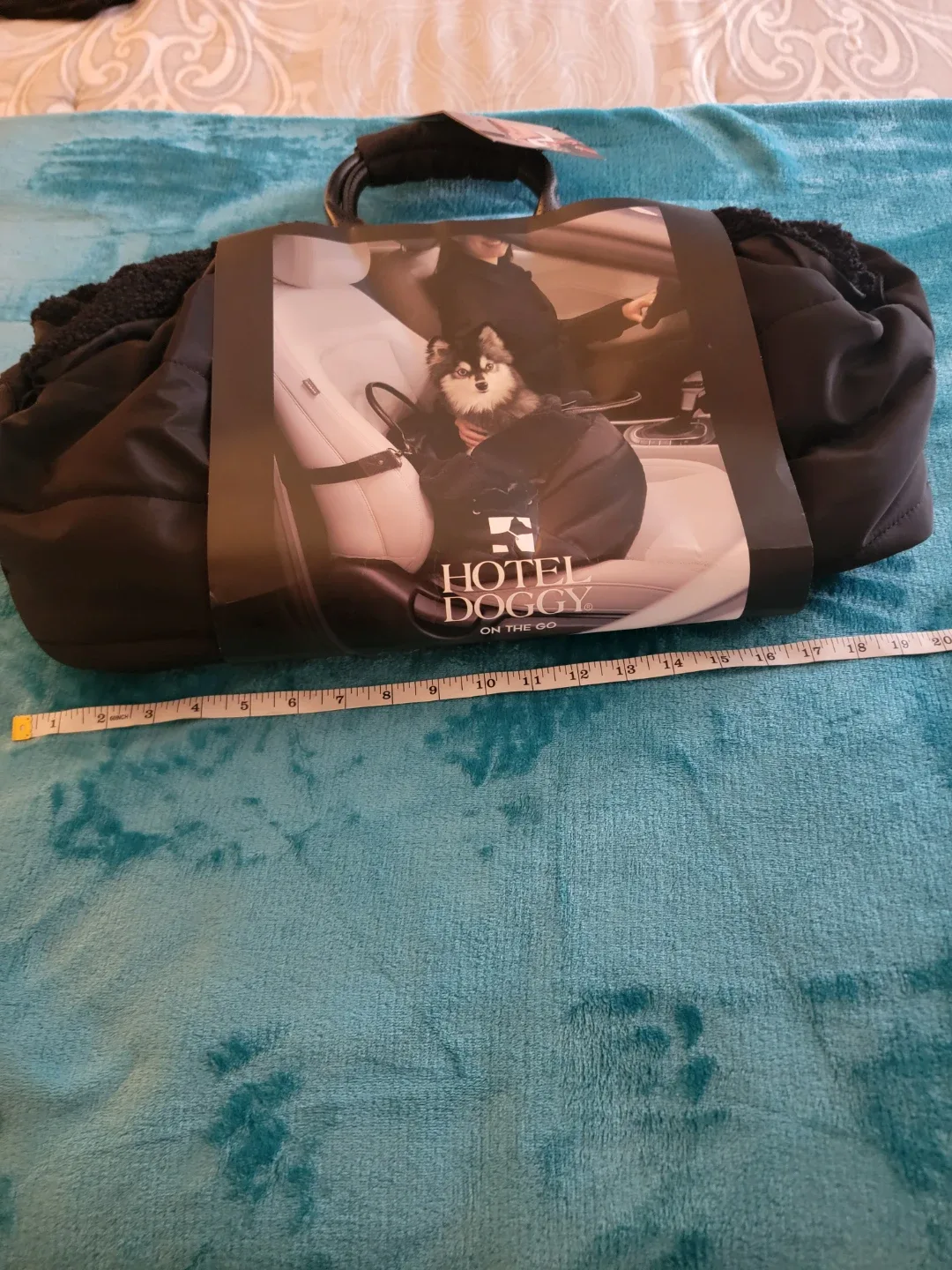 Hotel Doggy 3-in-1 Pet Carrier, Car Seat & Bed