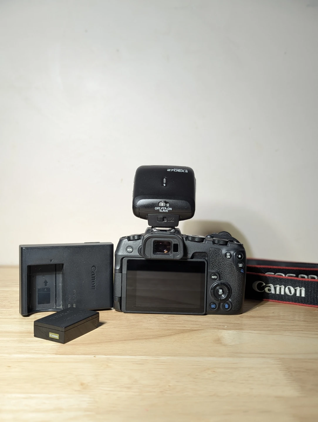 Canon EOS RP Mirrorless Camera with 50mm Lens - photo 2