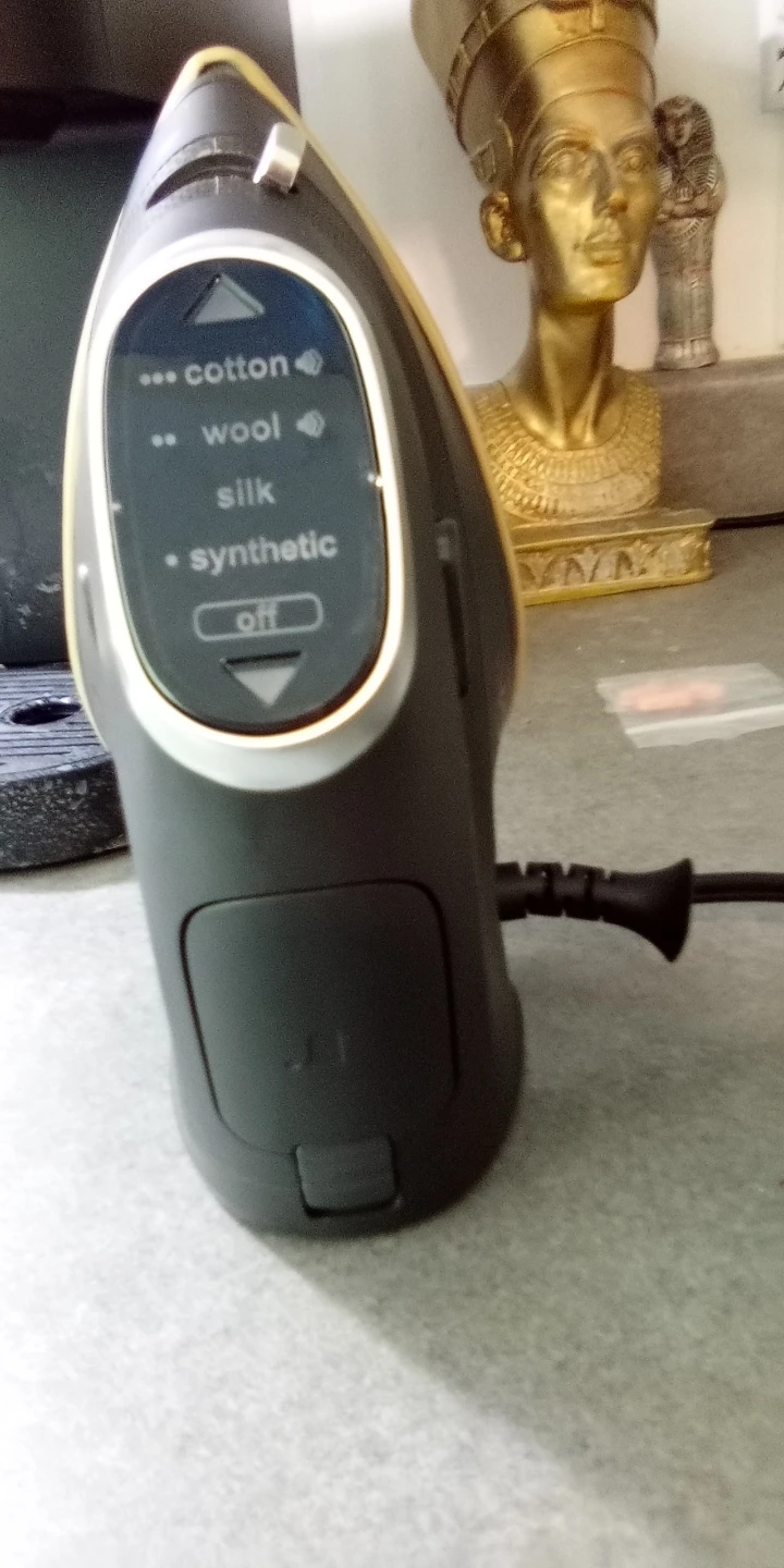 *"CHI" -TITANIUM CERAMIC STEAM IRON*