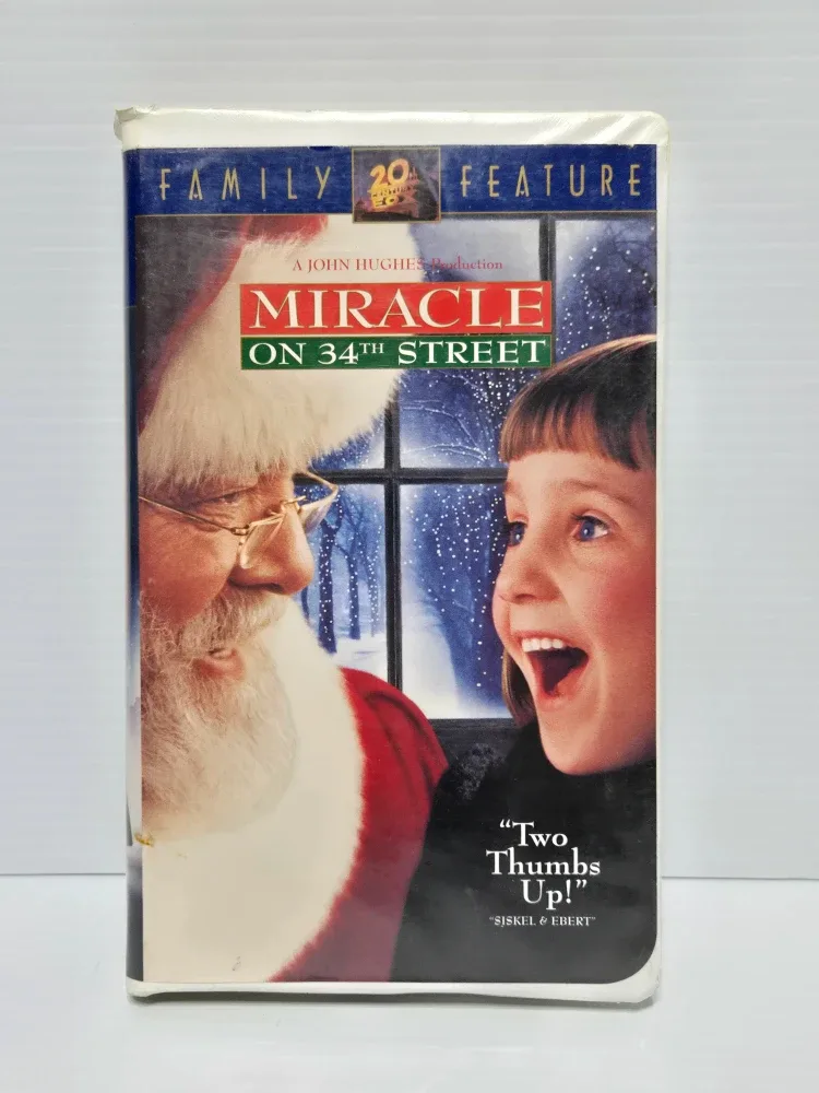 VHS Tapes: Christmas Classics image indicator(6)