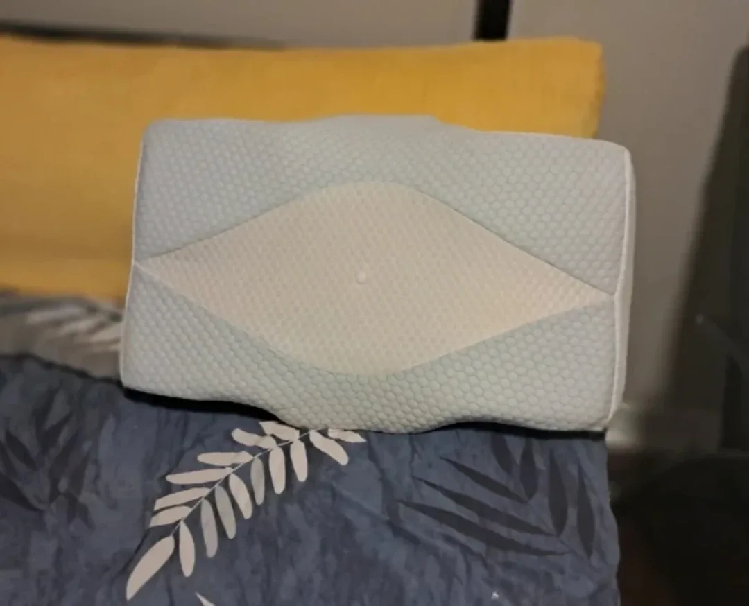 Mkicesky Orthopedic Memory Foam Pillow