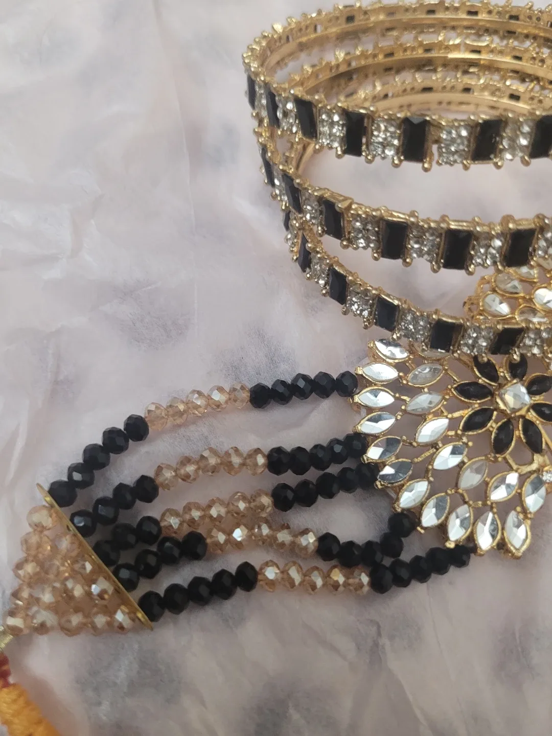 Necklace and Bangle Set - Gold and Black image indicator(3)