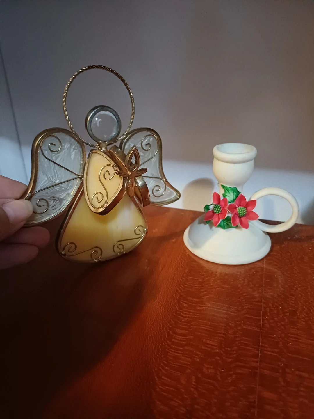 #gifting Free Angel Figurine & White Rose brand Candle Holder