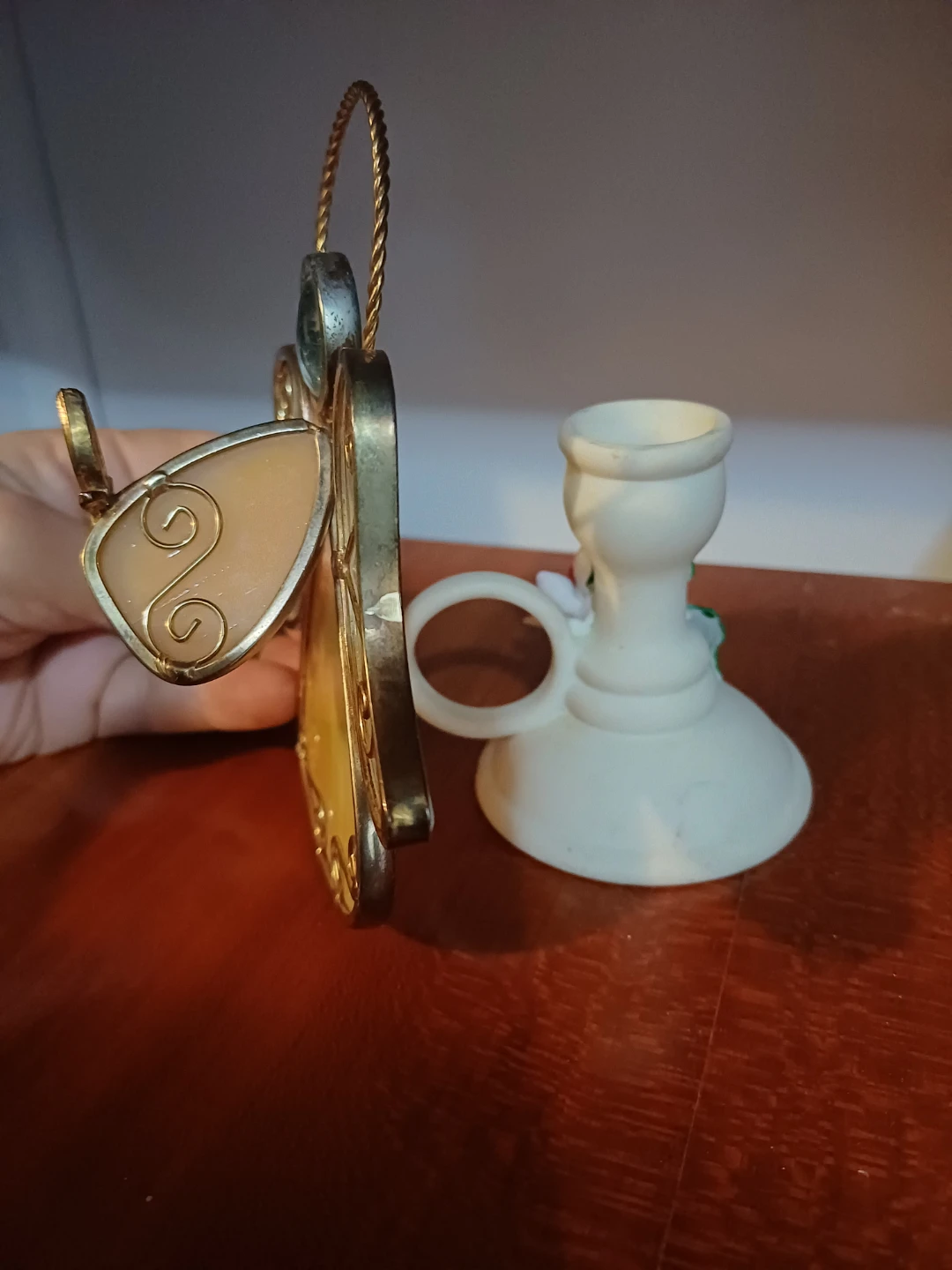 #gifting Free Angel Figurine & White Rose brand Candle Holder - photo 4