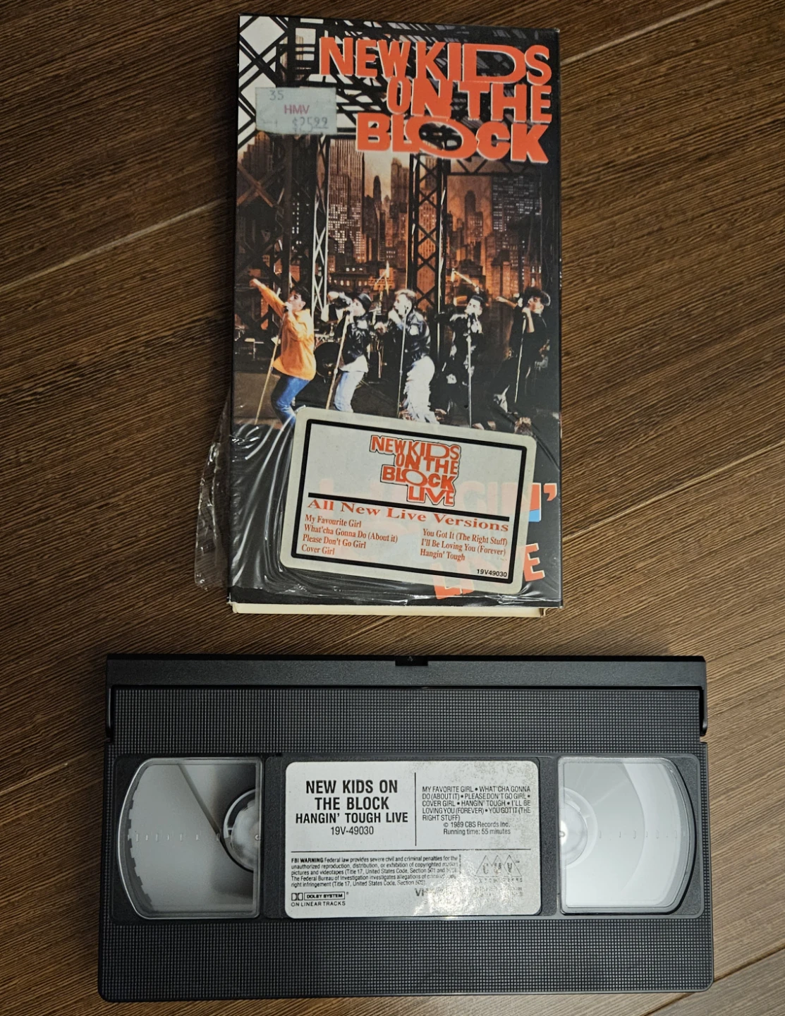 New Kids On The Block Hangin' Tough Live VHS Tape - photo 3