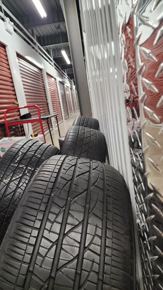 Firestone Destination LE3 Tires with Rims - Set of 4 image indicator(3)