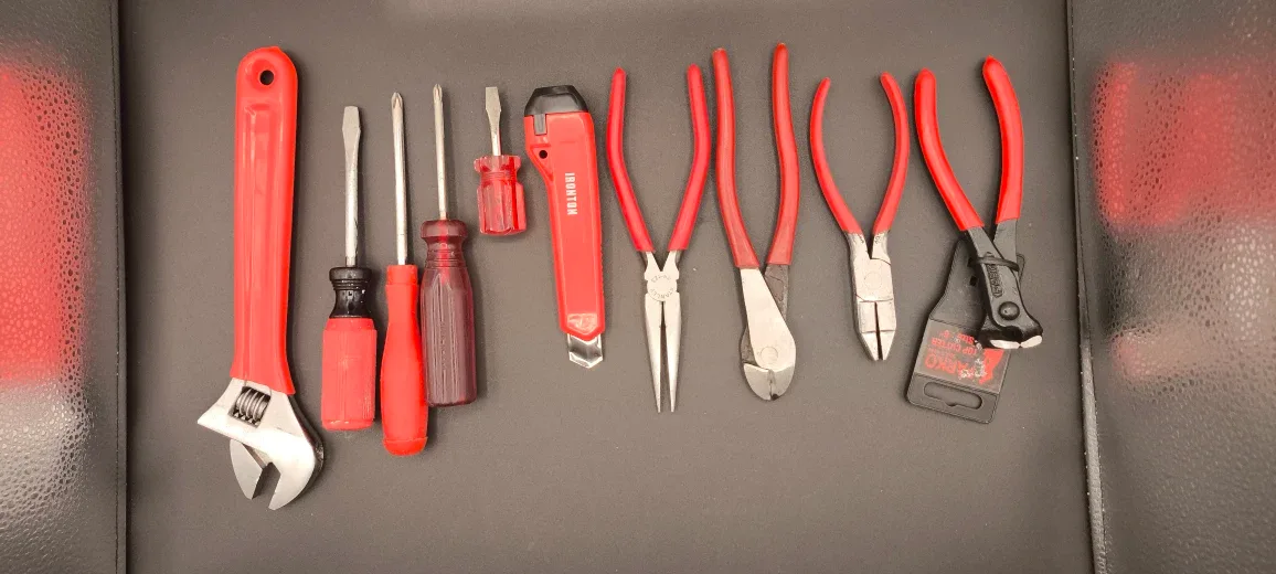 Mixed Tool Set - Pliers, Screwdrivers, Wrench image indicator(6)