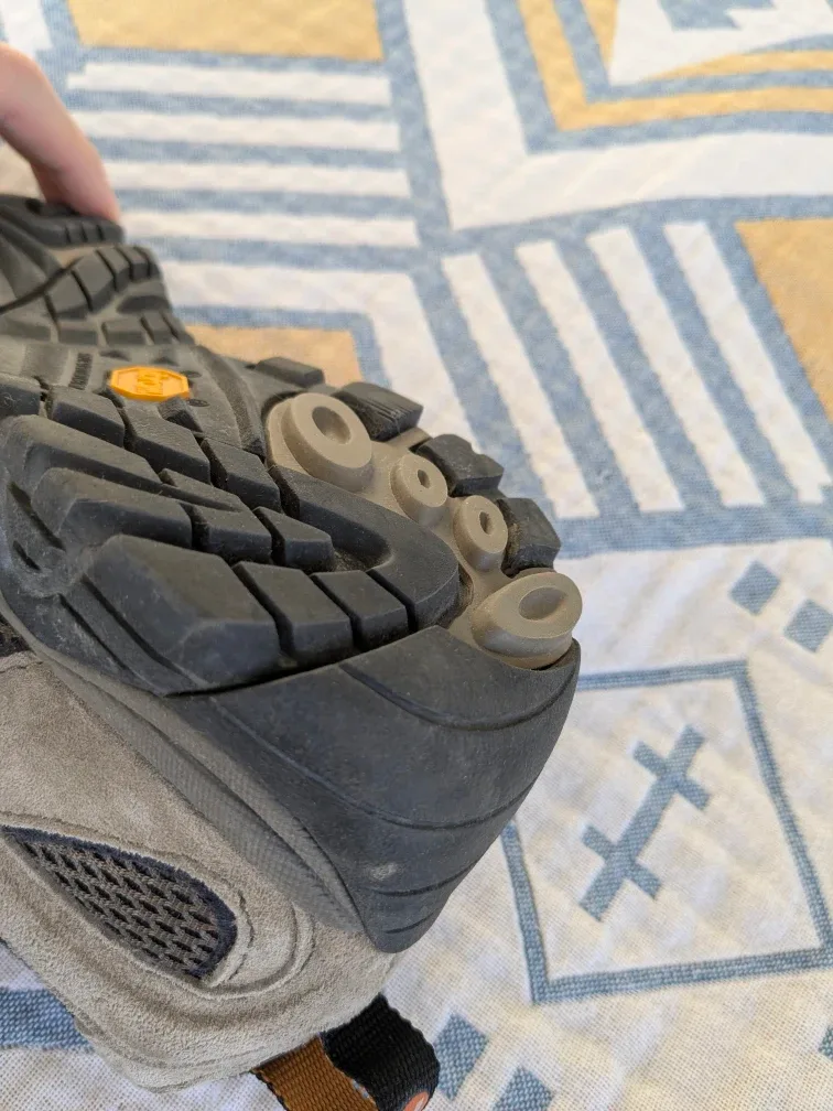 Merrell Moab Ventilator 2 (men US 10) - low top hiking shoes image indicator(6)