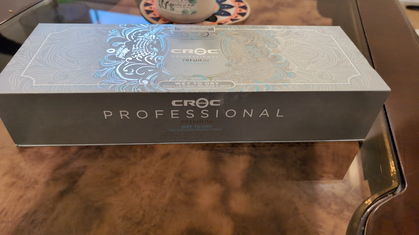 Croc Premium Wet/Dry Flat Iron - Like New!
