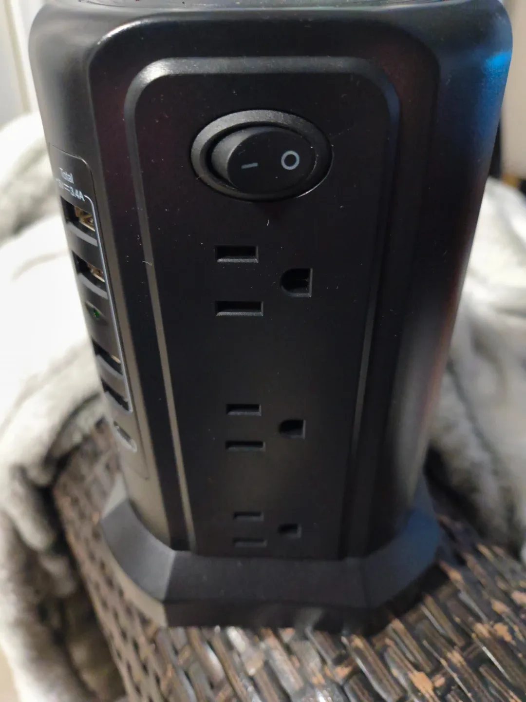 Passus Power Strip Tower image indicator(3)