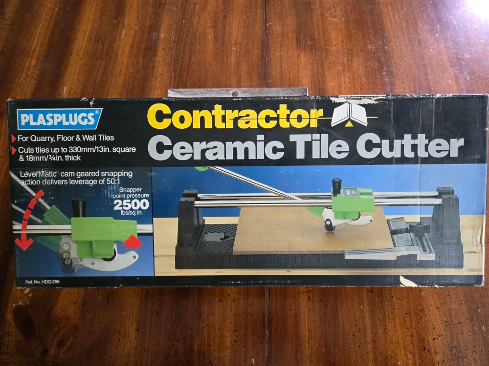 Plasplugs Contractor Ceramic Tile Cutter